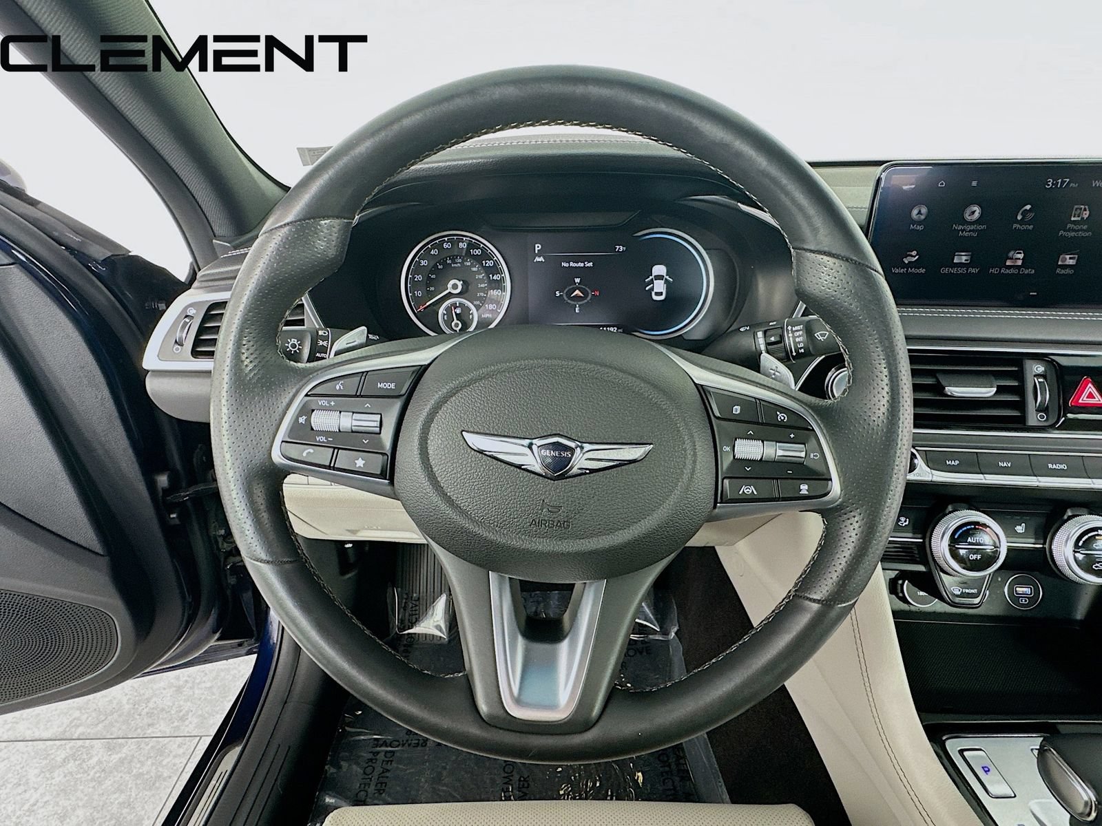 Used 2023 Genesis G70 2.0T RWD image 14