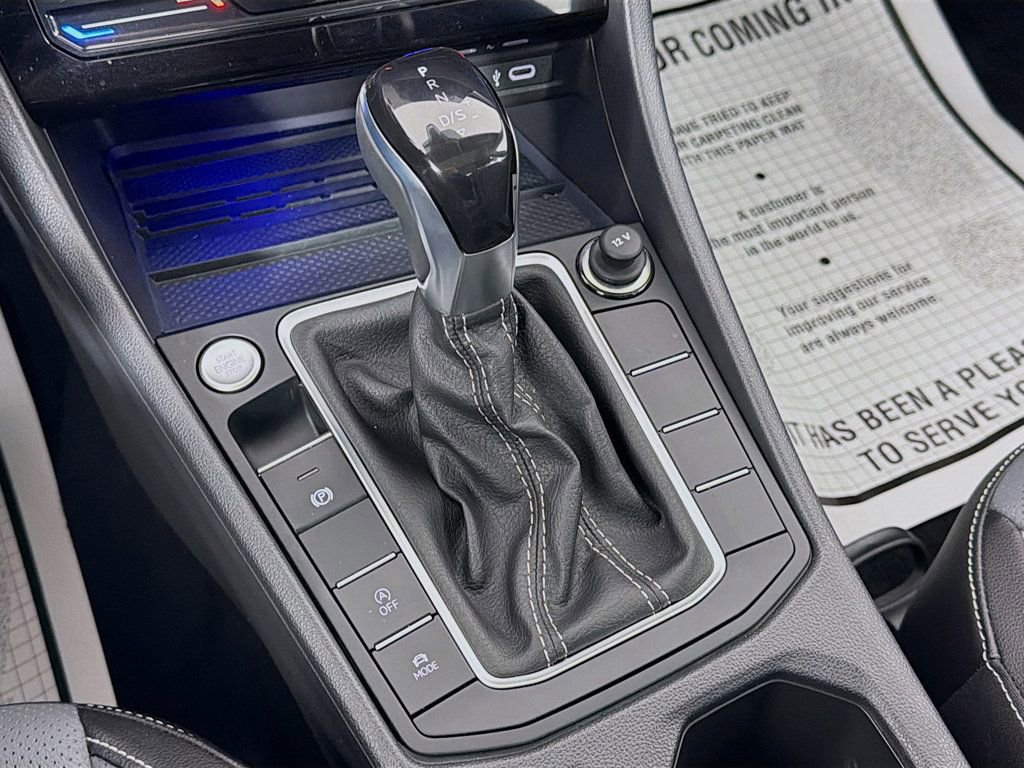 Used 2025 Volkswagen Jetta SEL image 18