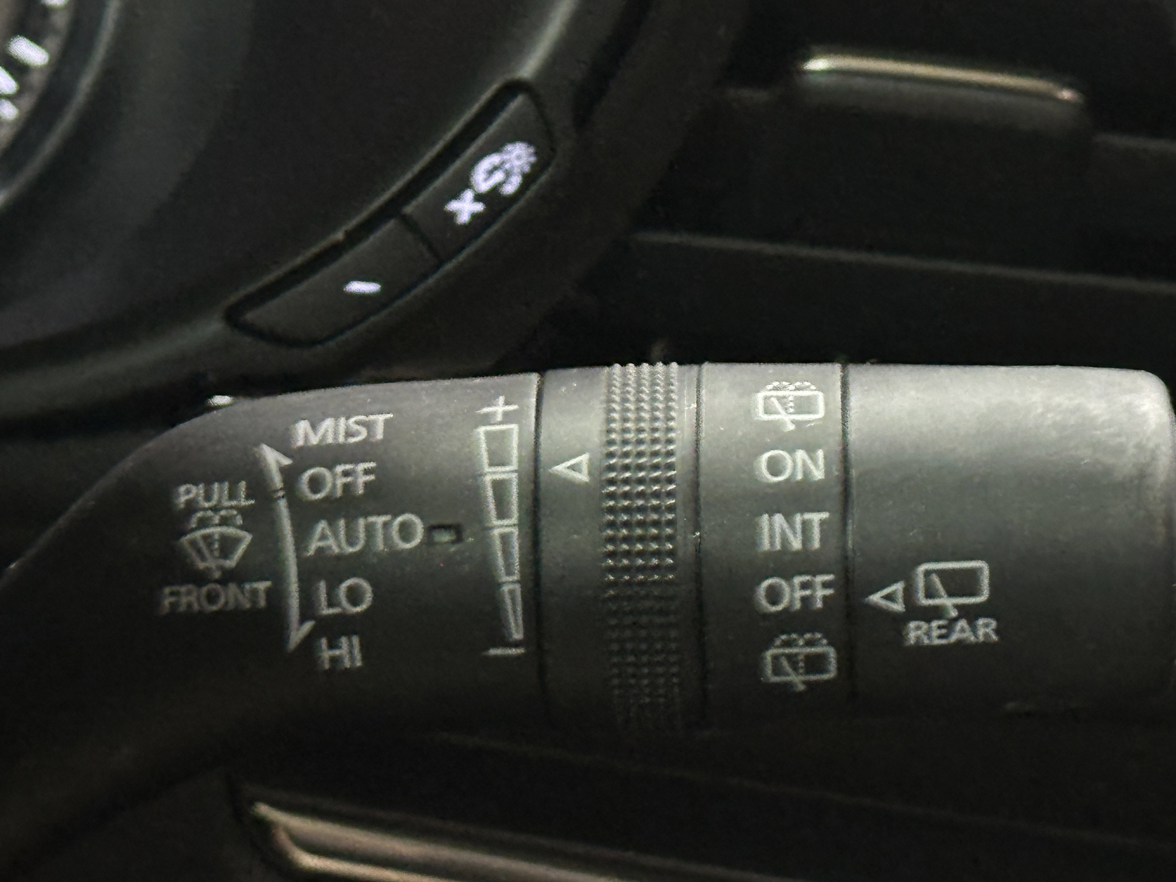 Certified 2023 MAZDA MAZDA3 s FWD image 33