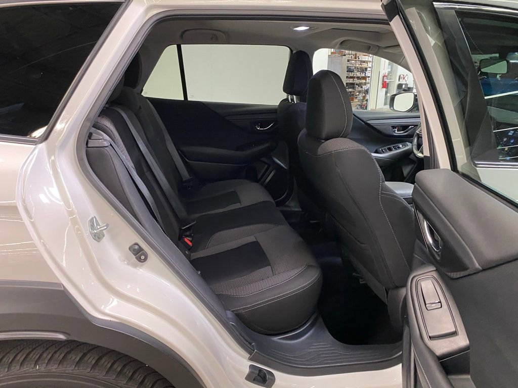 Used 2024 Subaru Outback Premium image 33