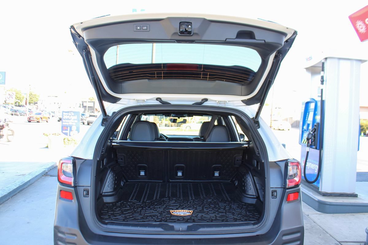 Used 2025 Subaru Outback Wilderness AWD/4WD image 28
