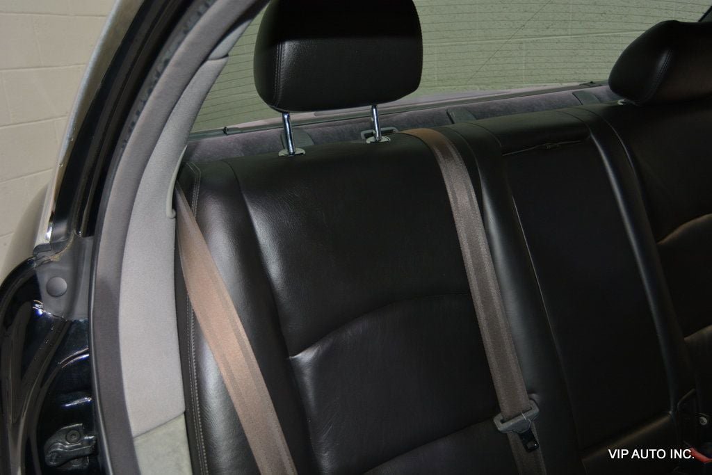 Used 2004 Jaguar XJ8 RWD image 23