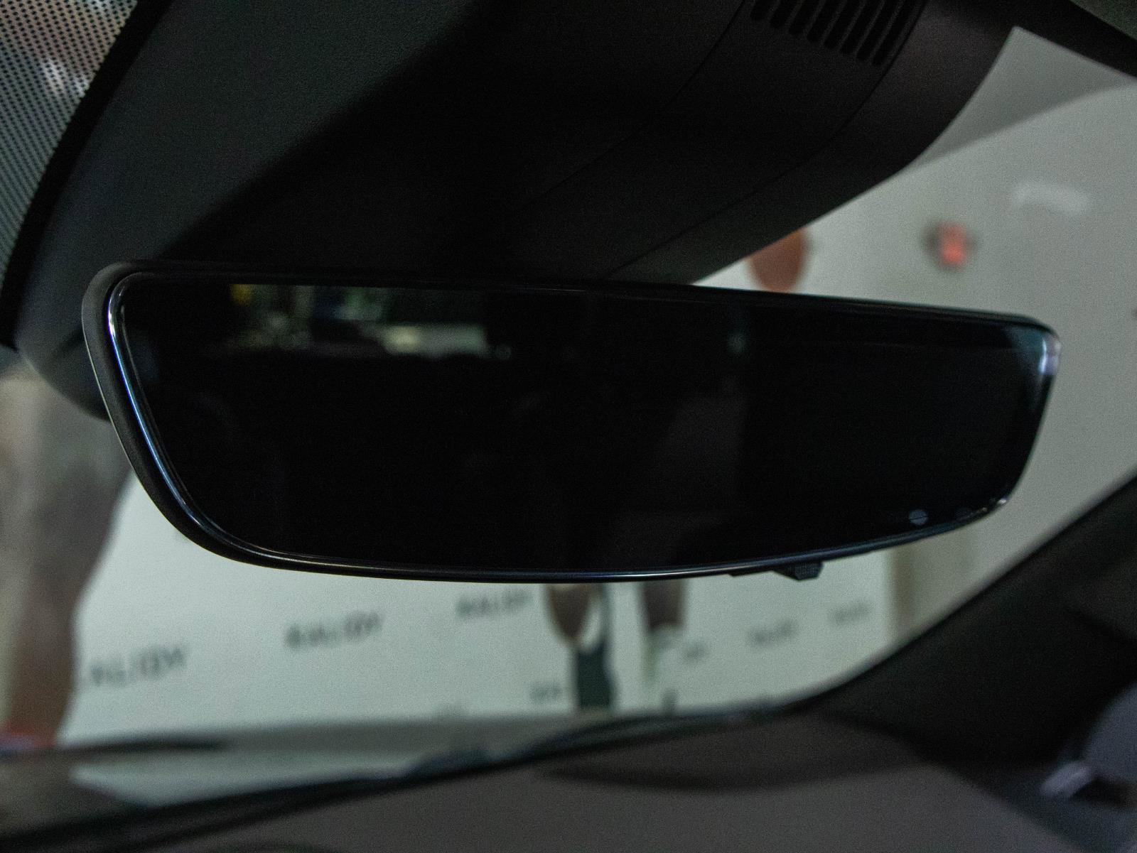 Used 2023 Chevrolet Suburban High Country AWD/4WD image 13