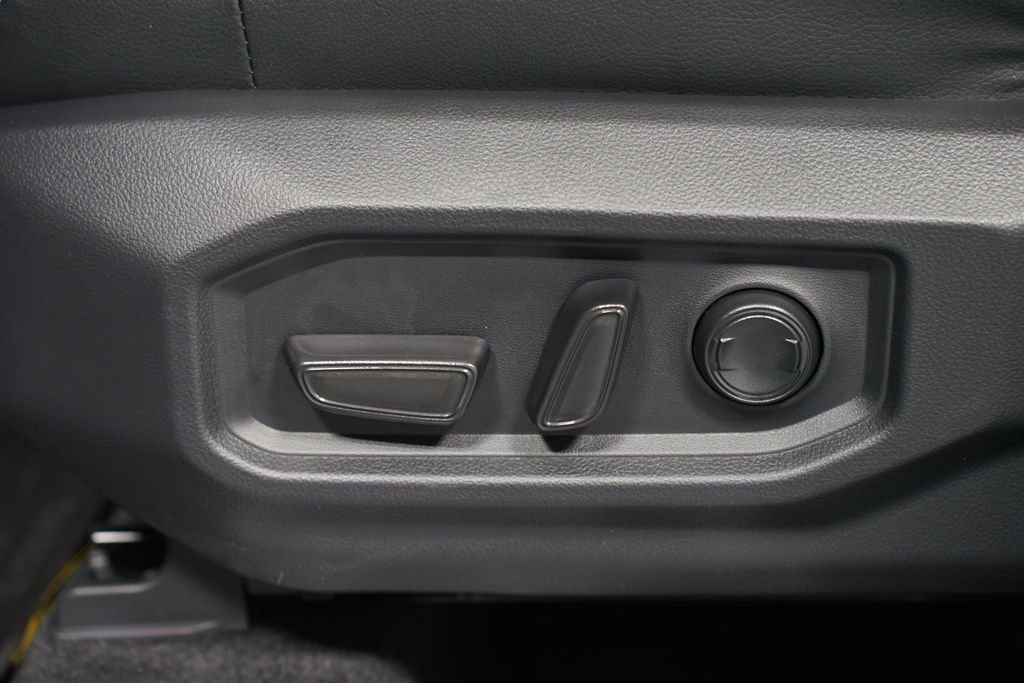 New 2026 Toyota Tundra Limited image 16