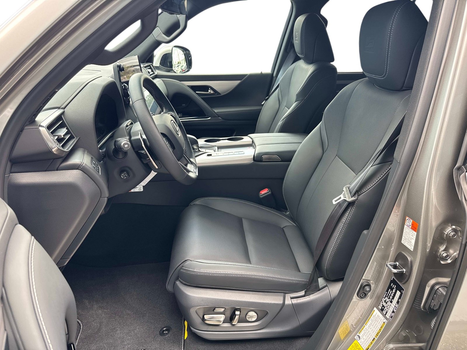 New 2026 Lexus LX 700h F Sport w/ Accessory Package (Z1) AWD/4WD image 22