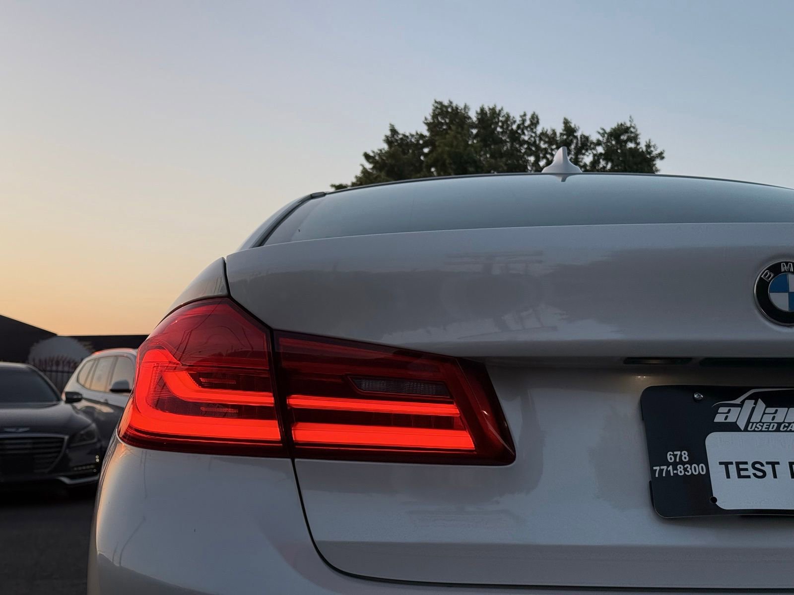 Used 2019 BMW 540i w/ Convenience Package RWD image 9