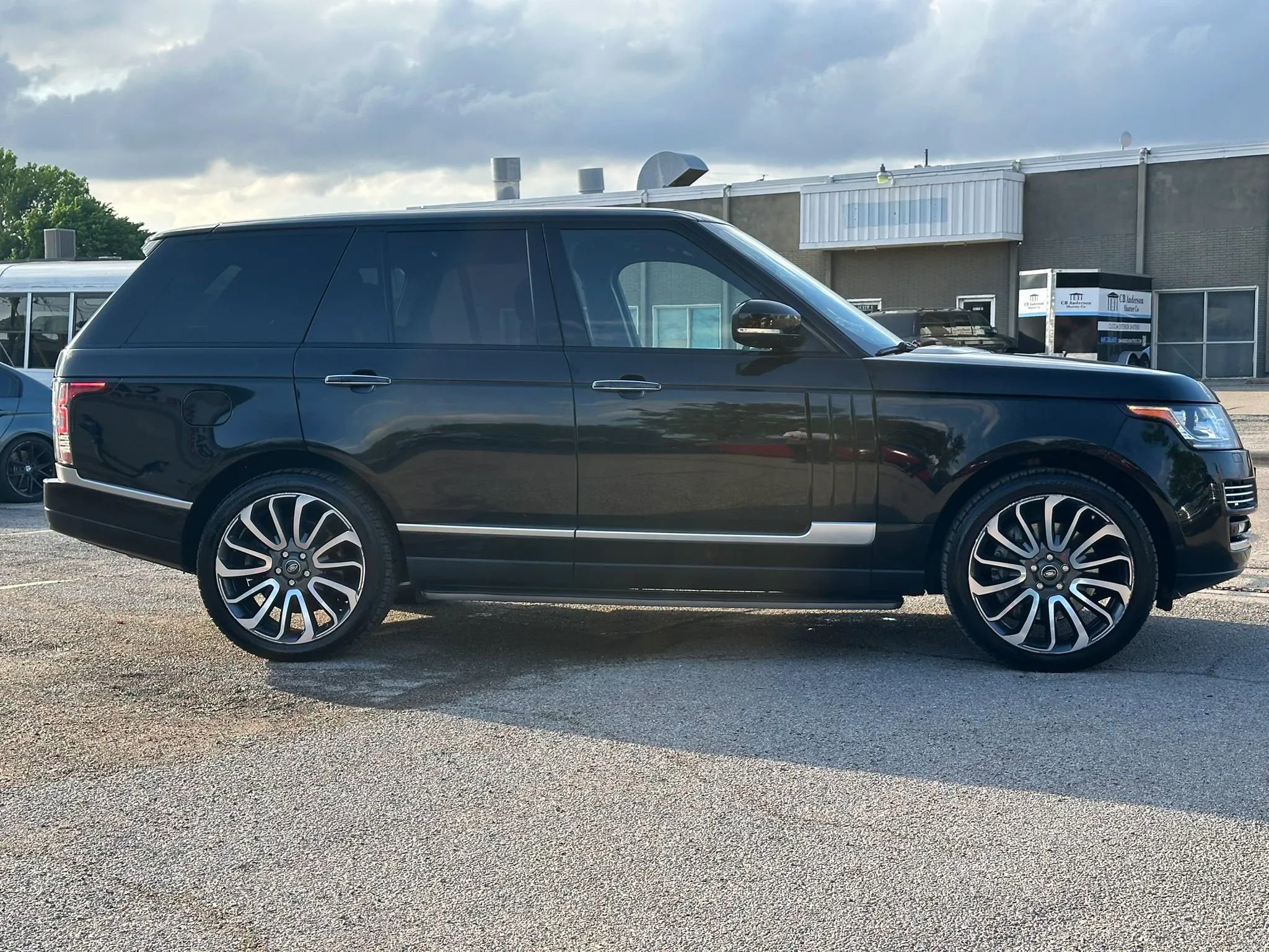 Used 2014 Land Rover Range Rover Autobiography AWD/4WD image 8