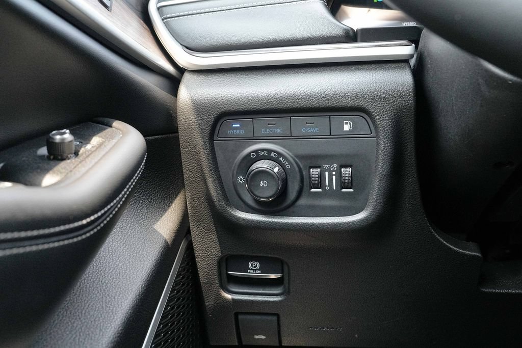 Used 2024 Jeep Grand Cherokee Limited 4xe AWD/4WD image 38