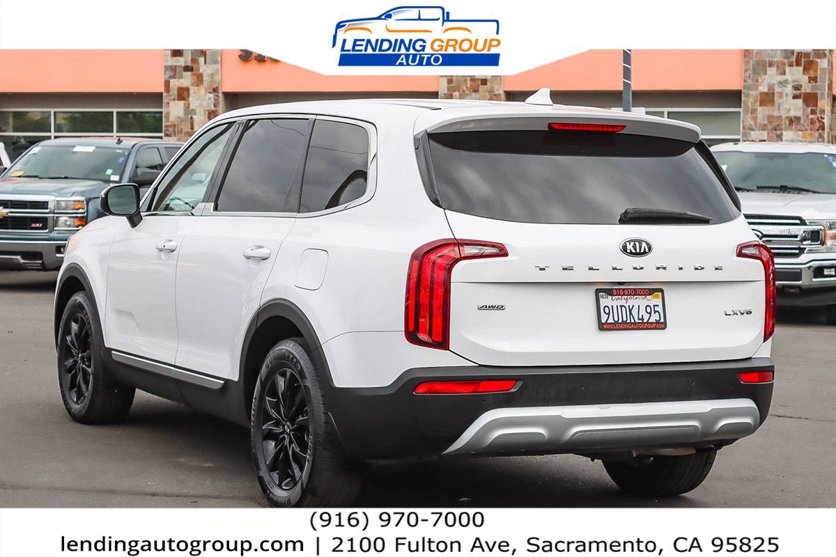 Used 2021 Kia Telluride LX image 2