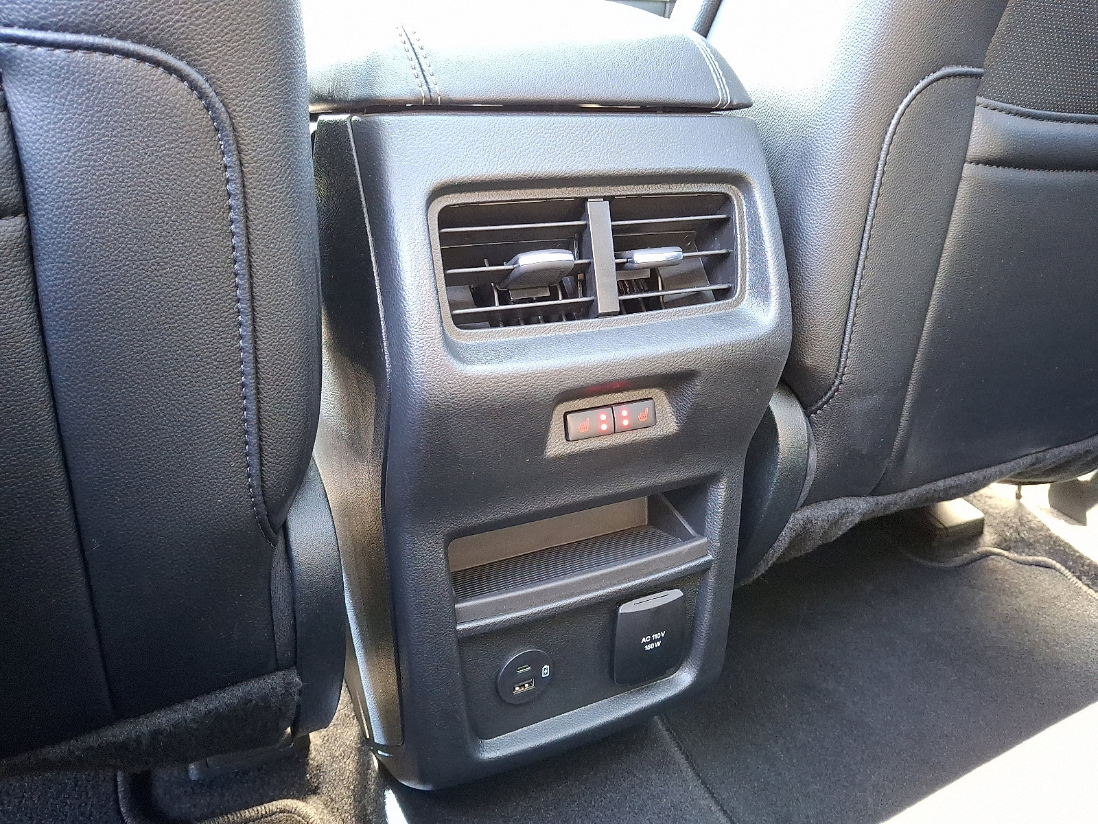 Used 2022 Ford Edge Titanium w/ Equipment Group 301A image 11