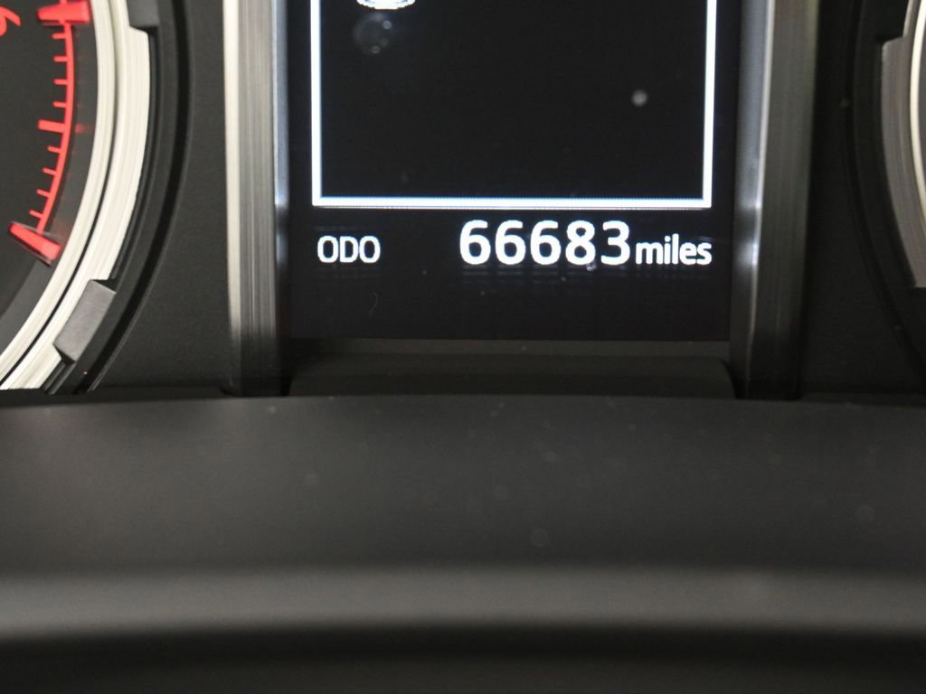 Used 2020 Toyota 4Runner Limited image 20