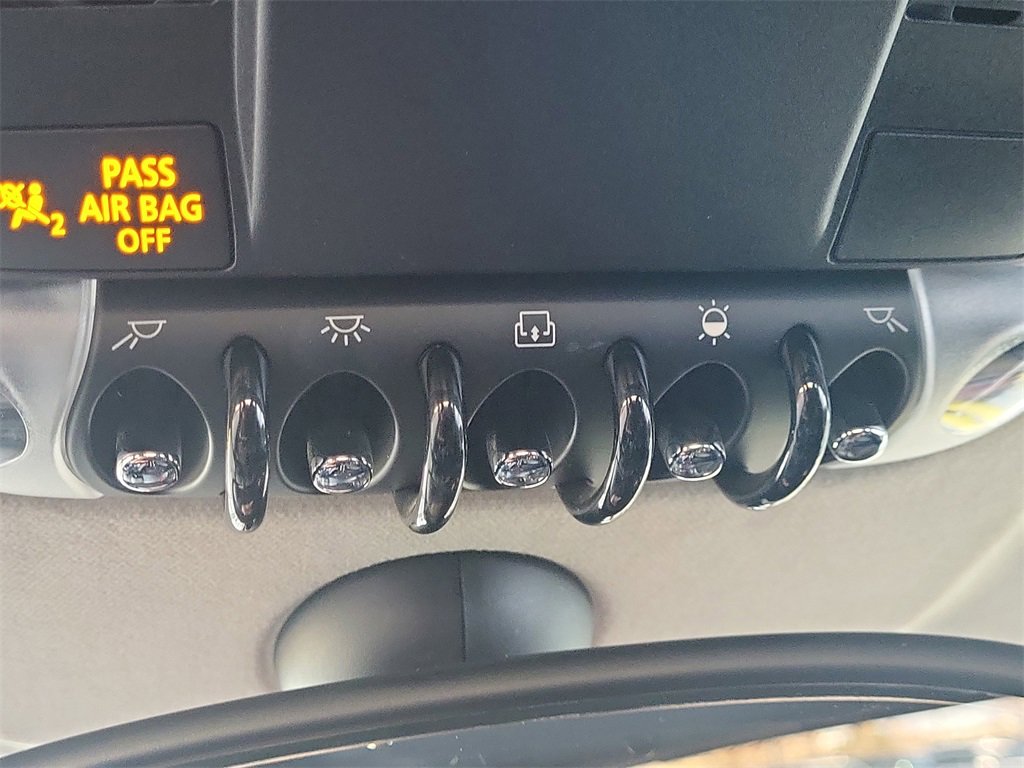 Used 2015 MINI Cooper Paceman S image 27