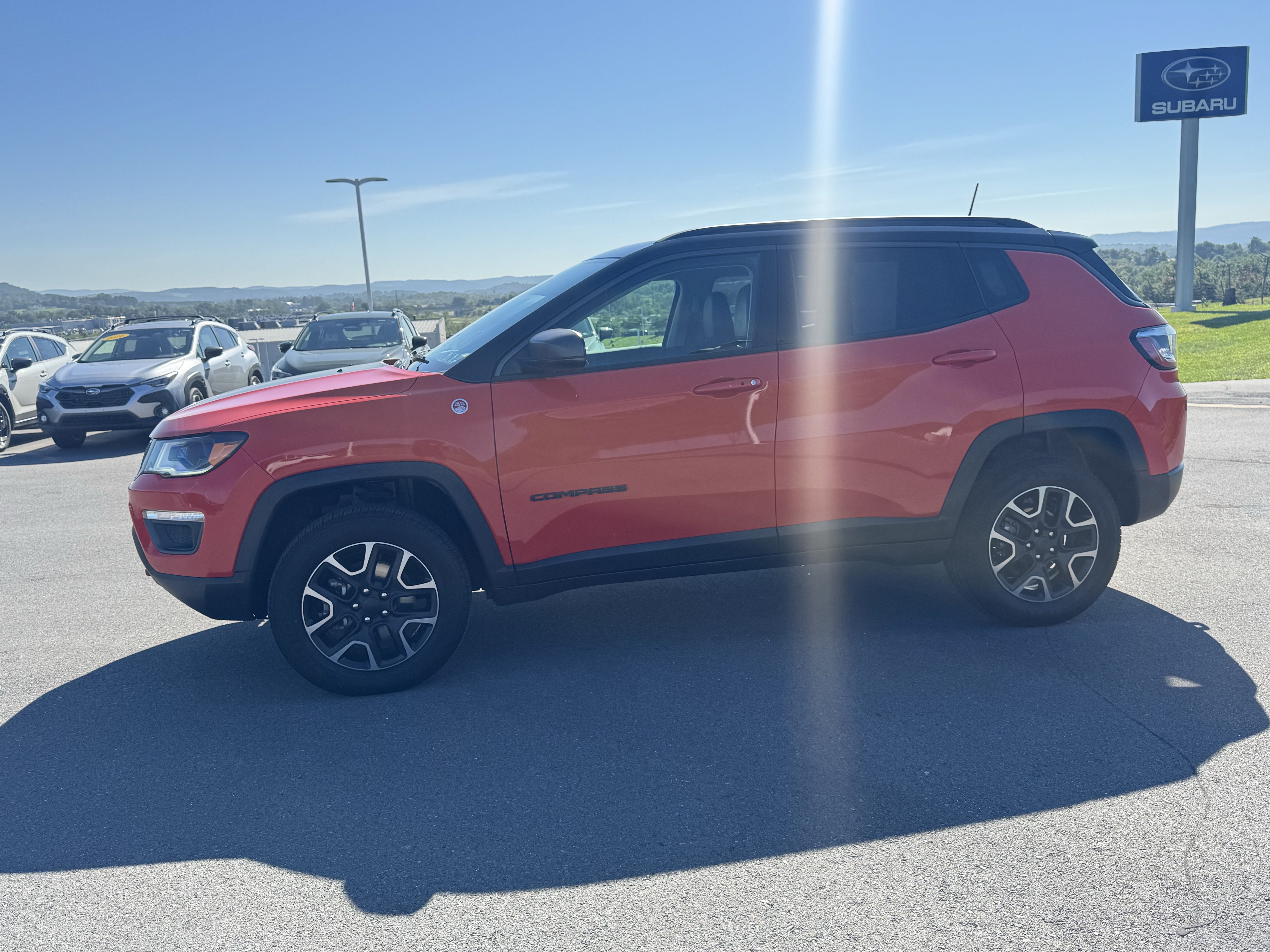 Used 2019 Jeep Compass Trailhawk w/ Leather Interior Group AWD/4WD image 7