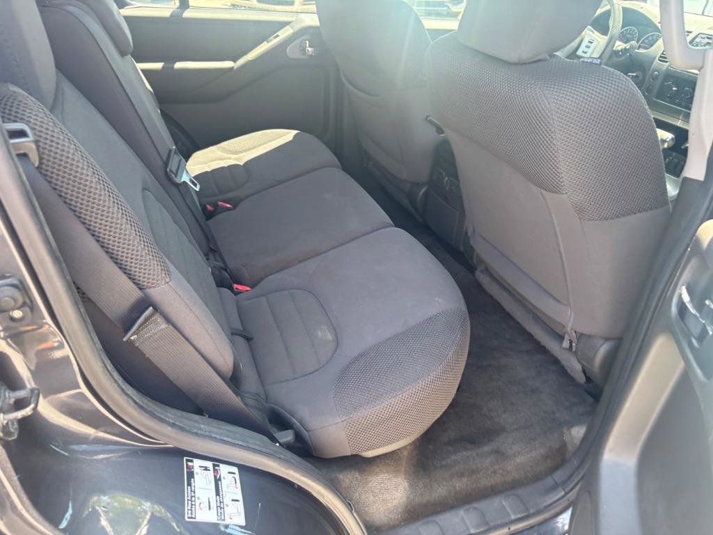 Used 2012 Nissan Pathfinder S RWD image 20