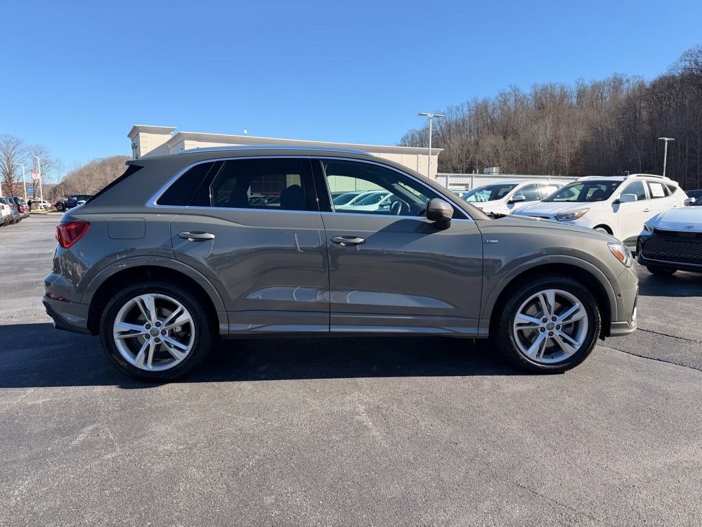 Used 2019 Audi Q3 2.0T Prestige AWD/4WD image 3