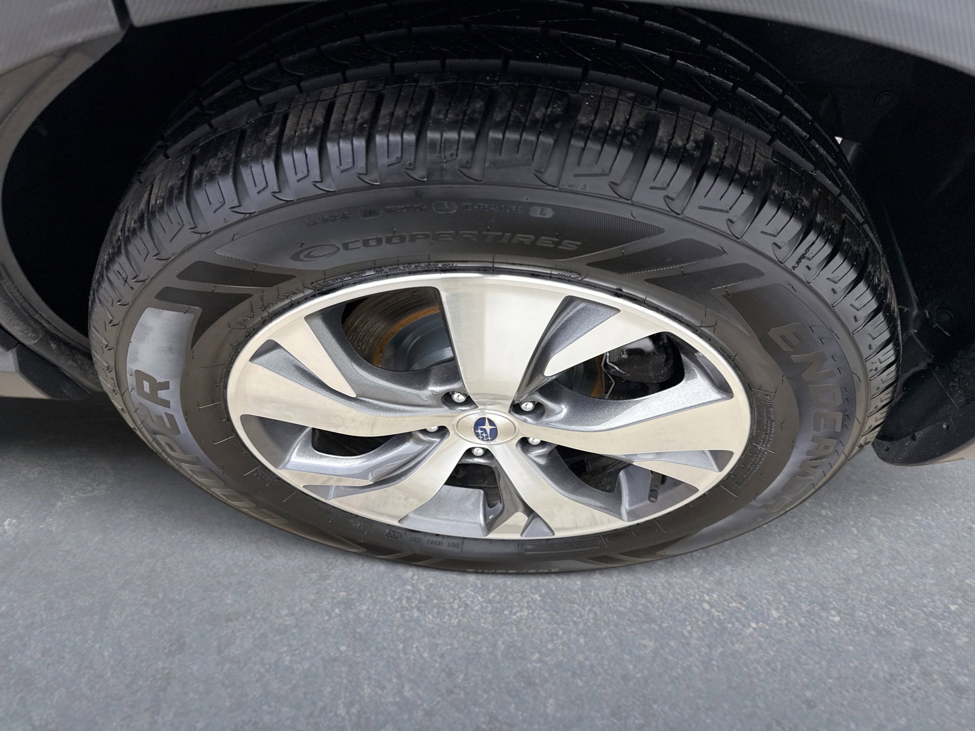 Used 2020 Subaru Ascent Premium w/ Convenience Package image 22