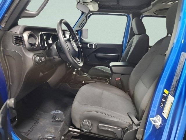 Used 2020 Jeep Gladiator Sport w/ Trailer Tow Package image 21