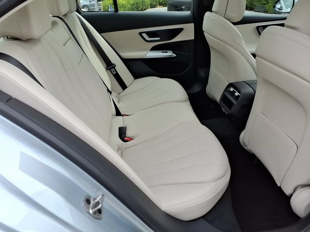 New 2026 Mercedes-Benz E 350 4MATIC Sedan image 20