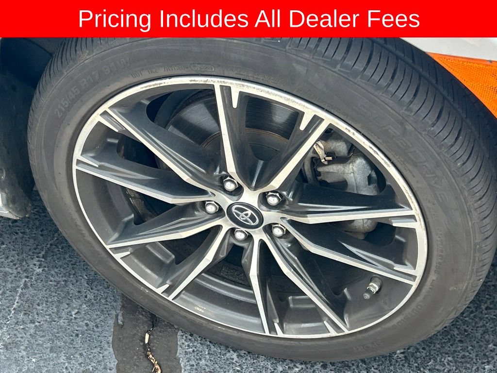 Used 2020 Toyota 86 RWD image 2