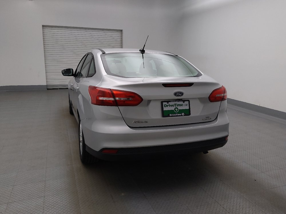 Used 2015 Ford Focus SE FWD image 6