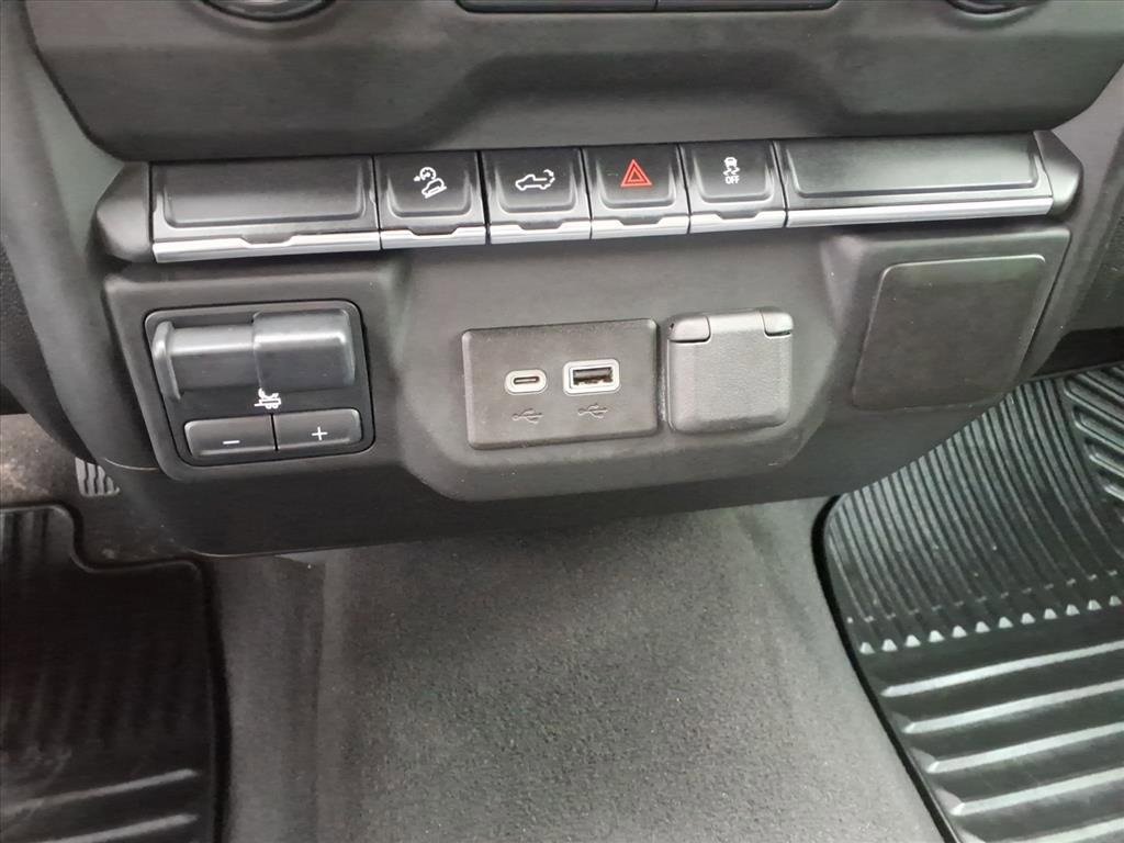 Used 2021 Chevrolet Silverado 1500 Custom Trail Boss image 13