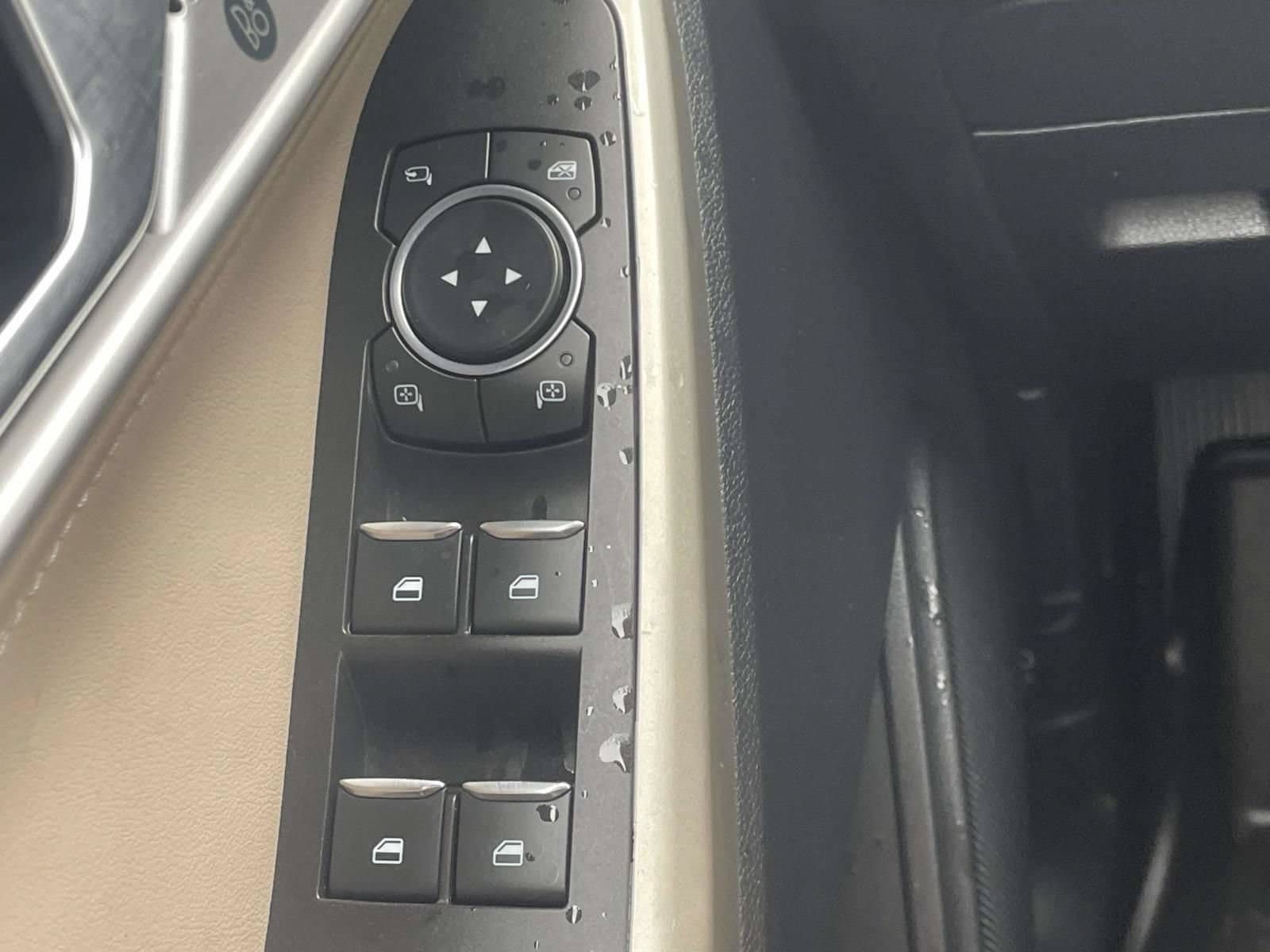 Used 2021 Ford Explorer Limited w/ Equipment Group 301A RWD image 29