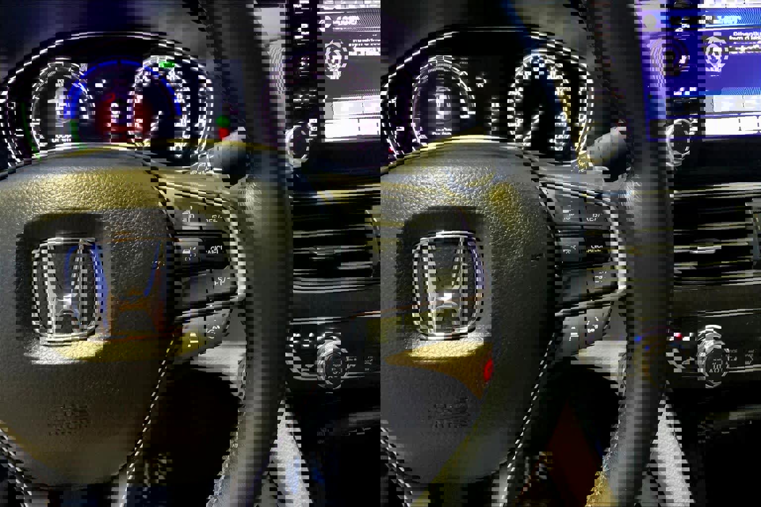 Used 2021 Honda Accord Touring image 24