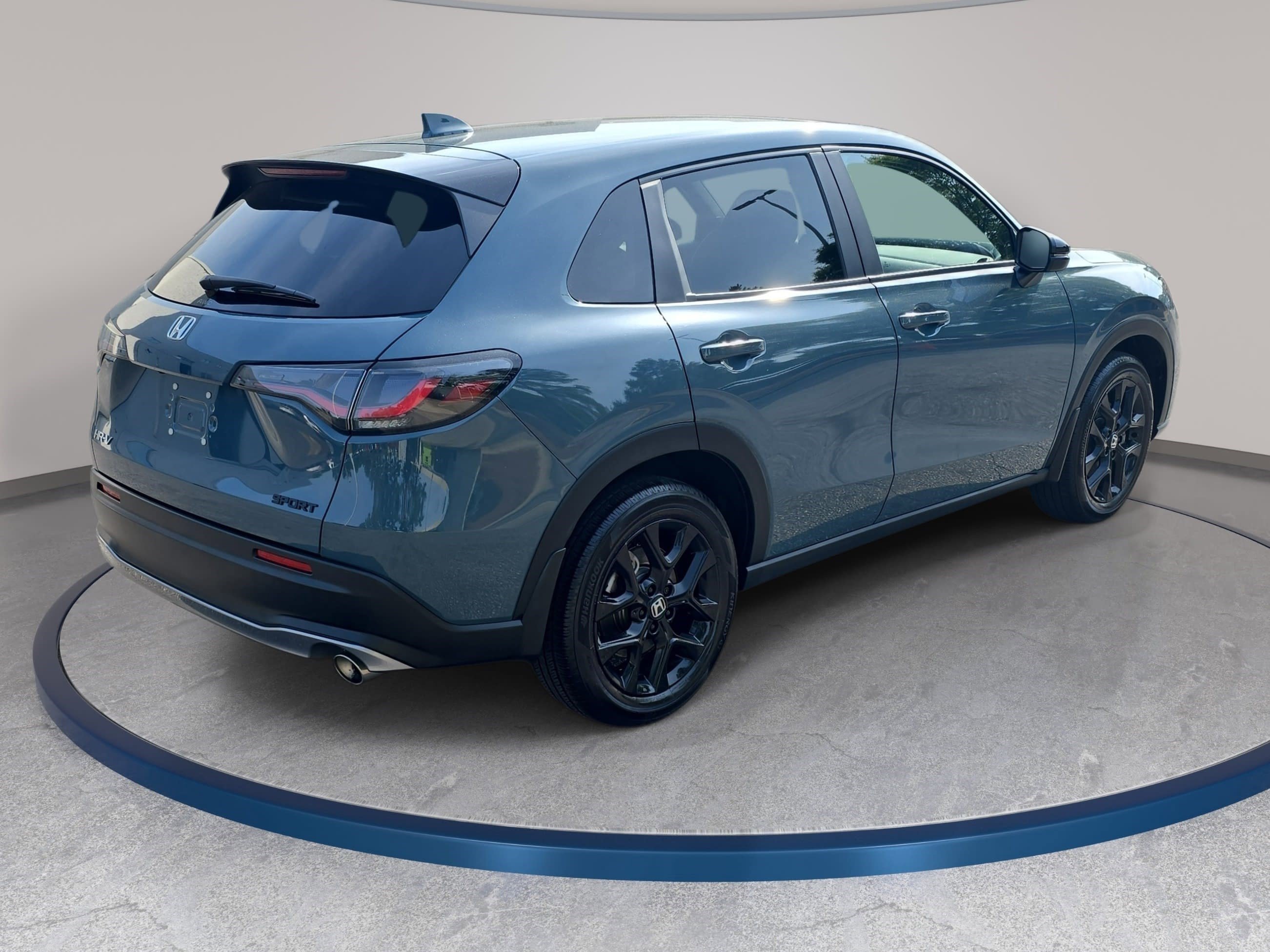 Used 2024 Honda HR-V Sport image 5