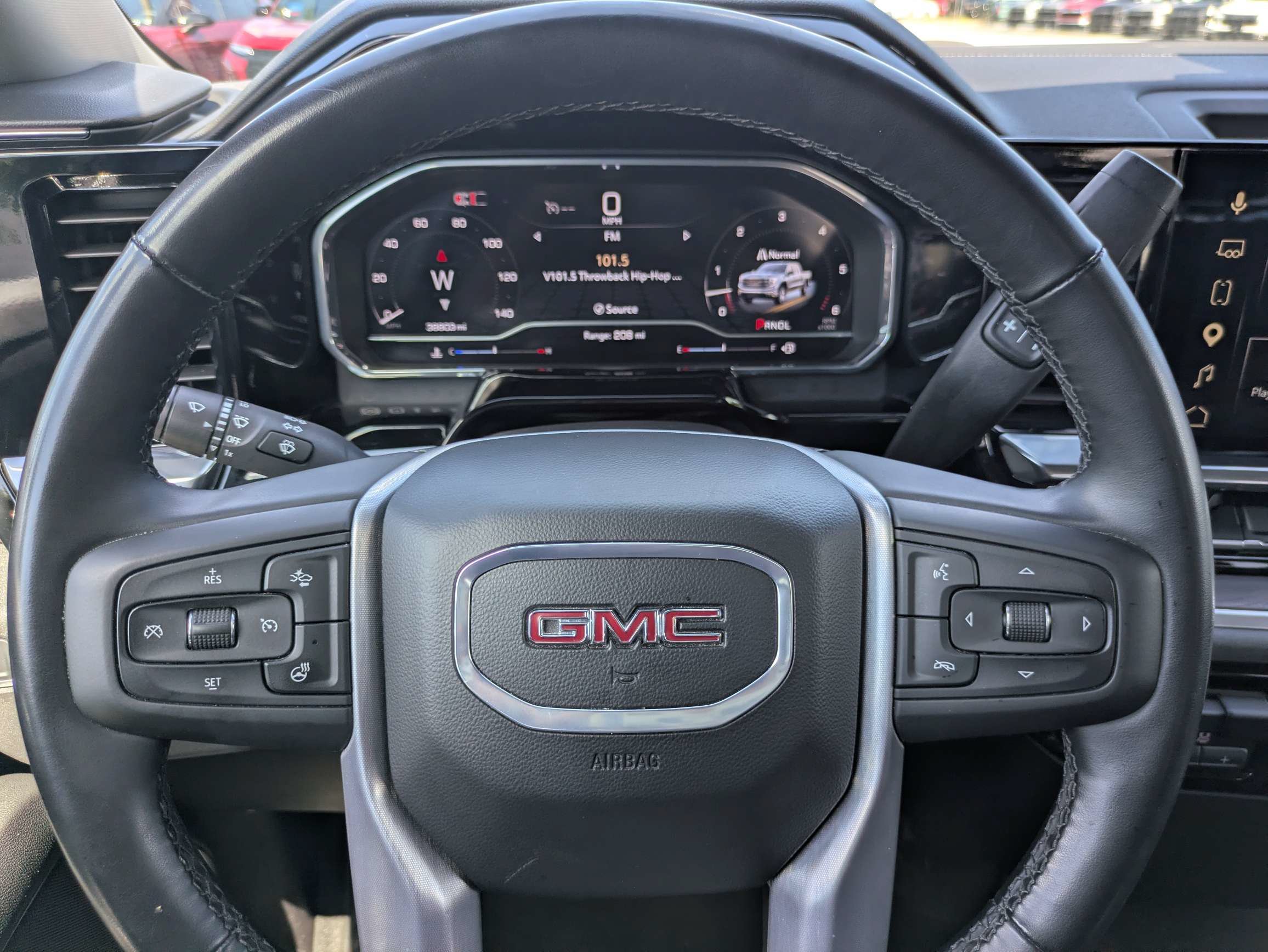 Certified 2025 GMC Sierra 1500 SLT RWD image 18