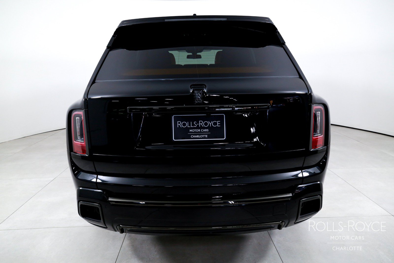 New 2027 Rolls-Royce Cullinan Black Badge AWD/4WD image 9
