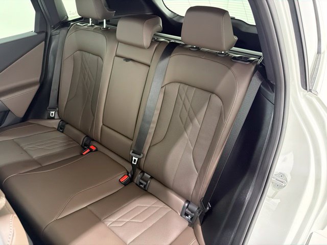 Used 2026 BMW X3 xDrive30i w/ Premium Package AWD/4WD image 16