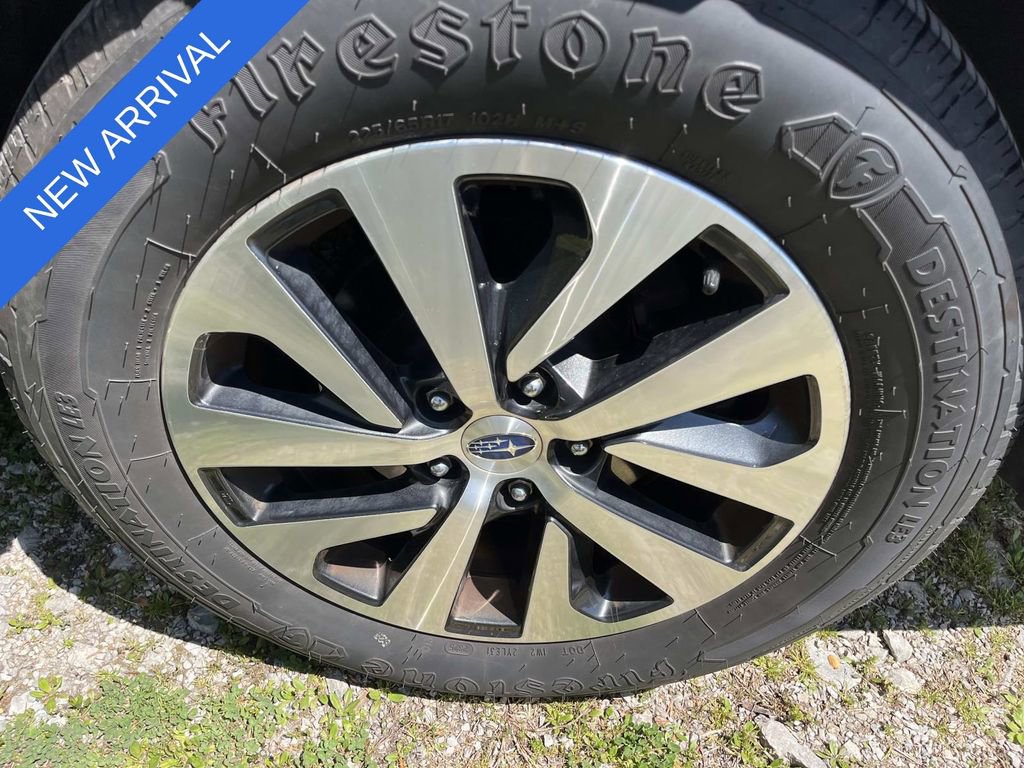 Used 2021 Subaru Outback Premium image 9