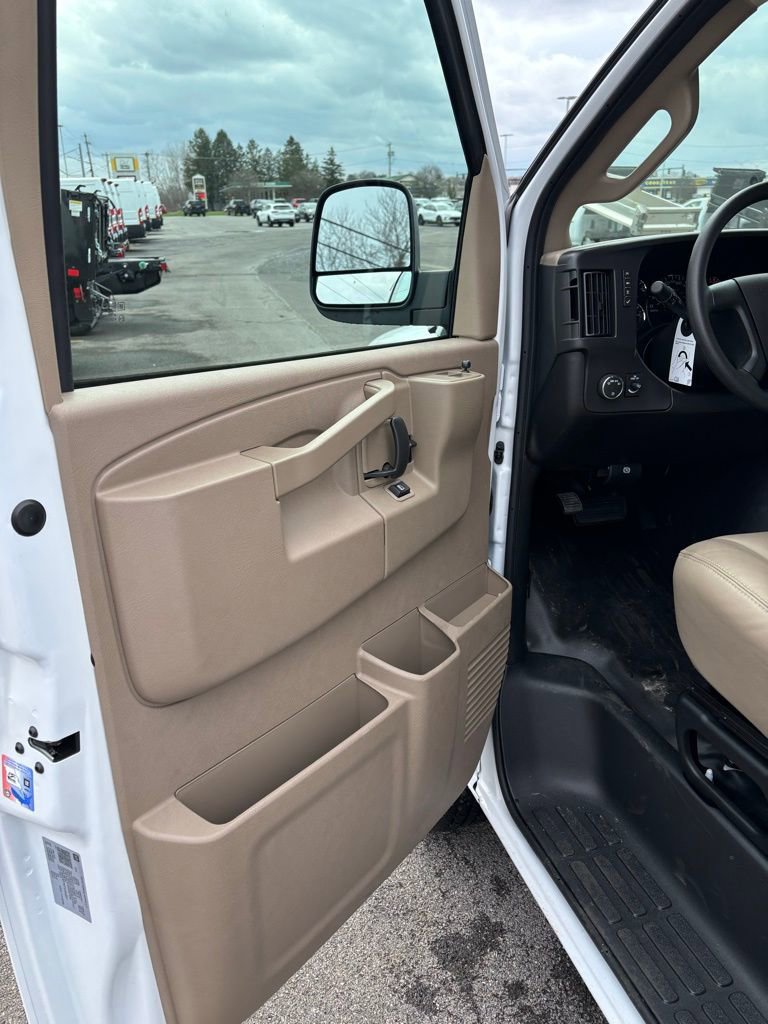 New 2026 Chevrolet Express 2500 RWD image 16