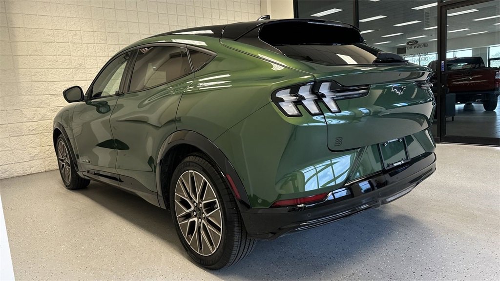 Certified 2024 Ford Mustang Mach-E Premium image 3