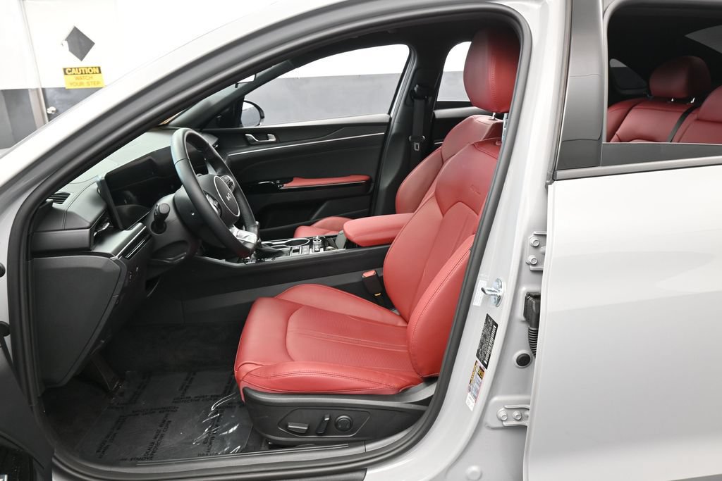 Used 2026 Kia K5 GT-Line image 11