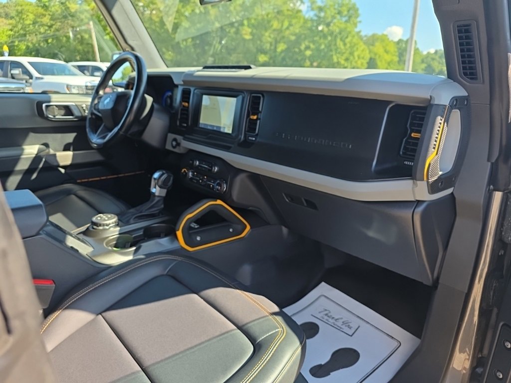 Used 2022 Ford Bronco Badlands image 18
