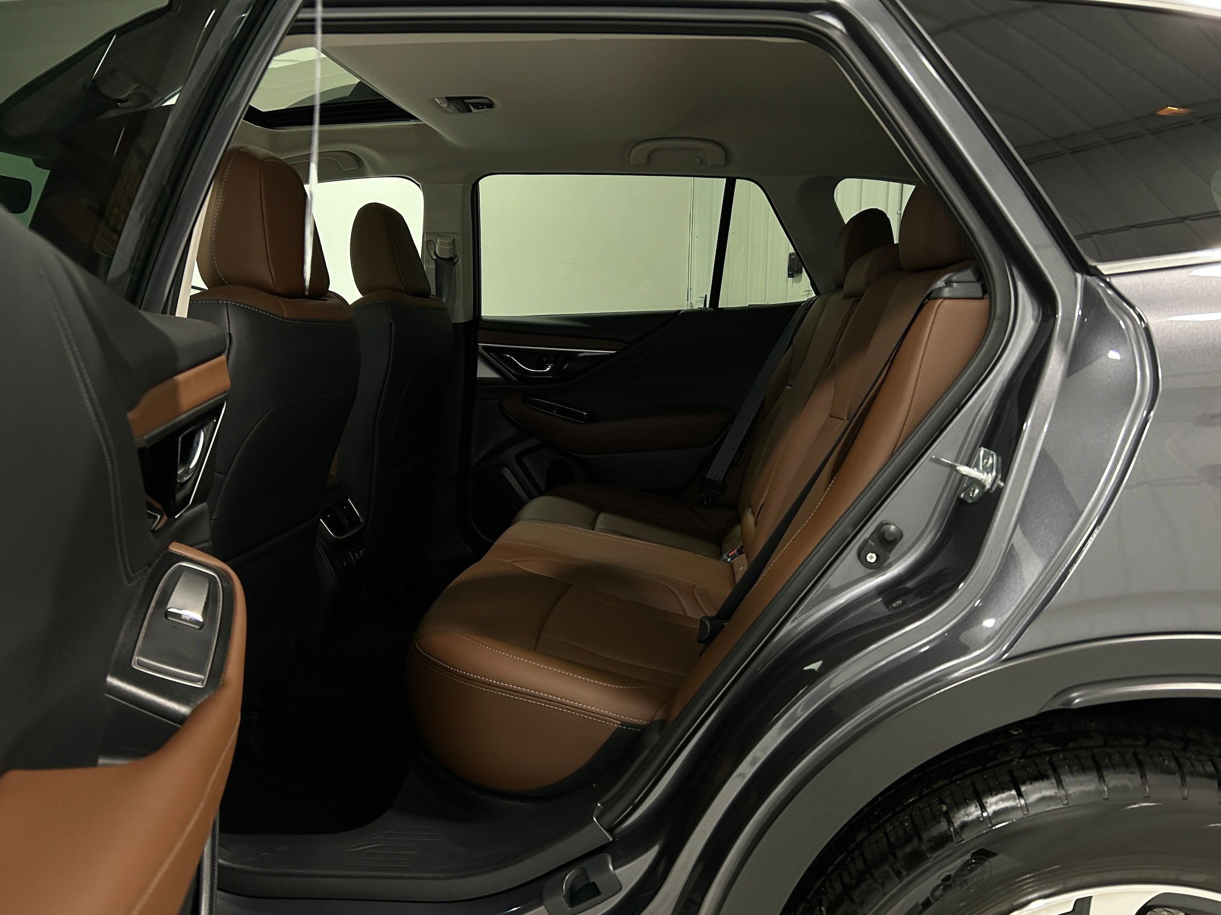 Used 2022 Subaru Outback Touring image 29