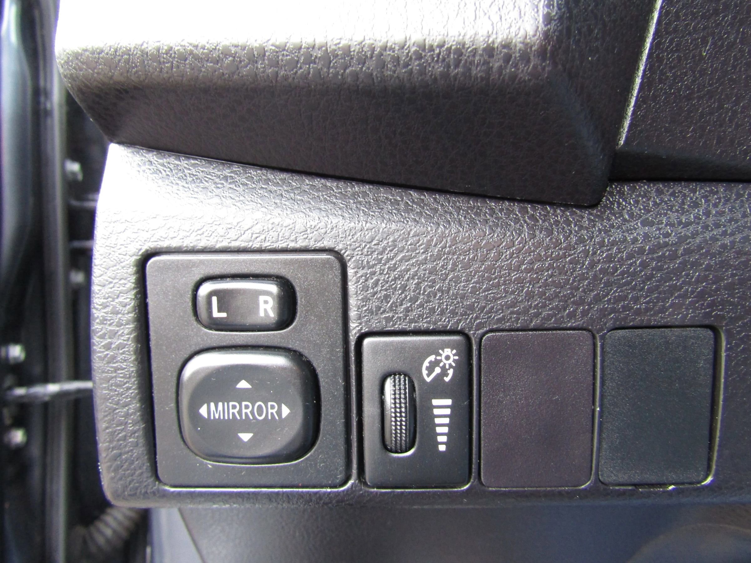 Used 2016 Toyota Corolla S image 15