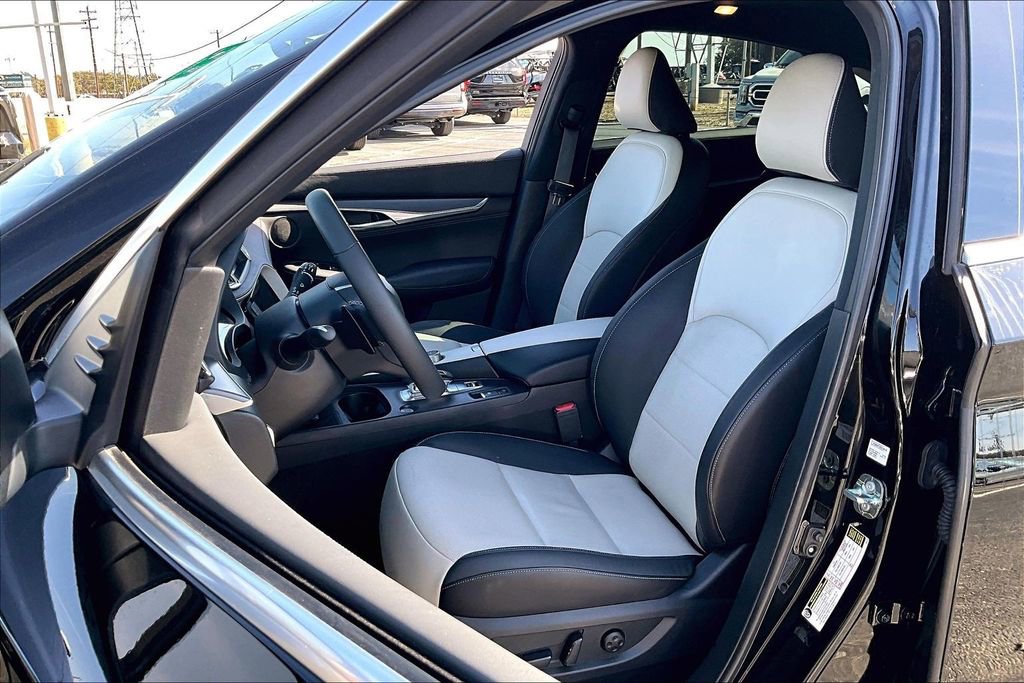 Certified 2024 INFINITI QX55 Luxe w/ Cargo Package image 37