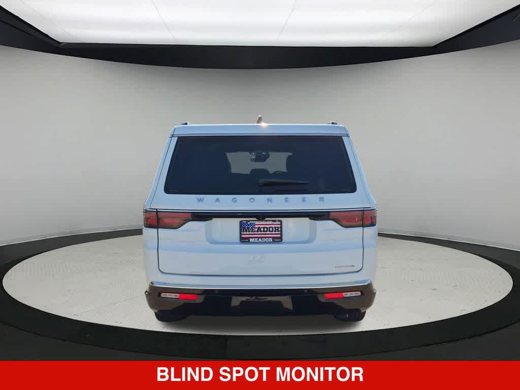 Used 2024 Jeep Wagoneer L Series II RWD image 6