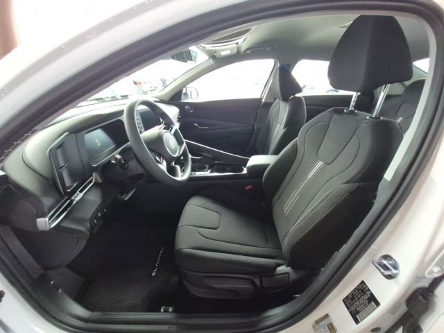 New 2026 Hyundai Elantra Blue image 9