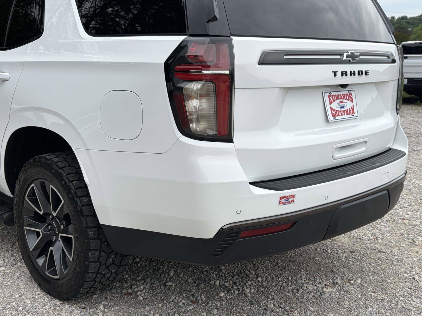 Used 2021 Chevrolet Tahoe Z71 w/ Luxury Package AWD/4WD image 31