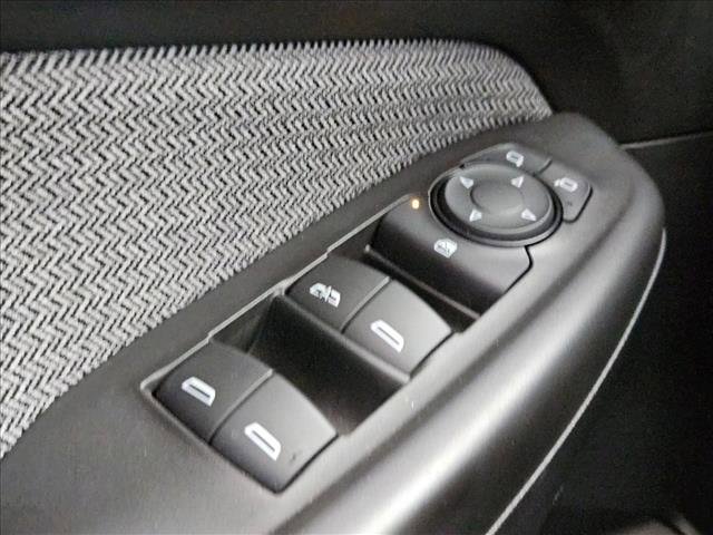 Used 2025 Chevrolet TrailBlazer LT FWD image 19