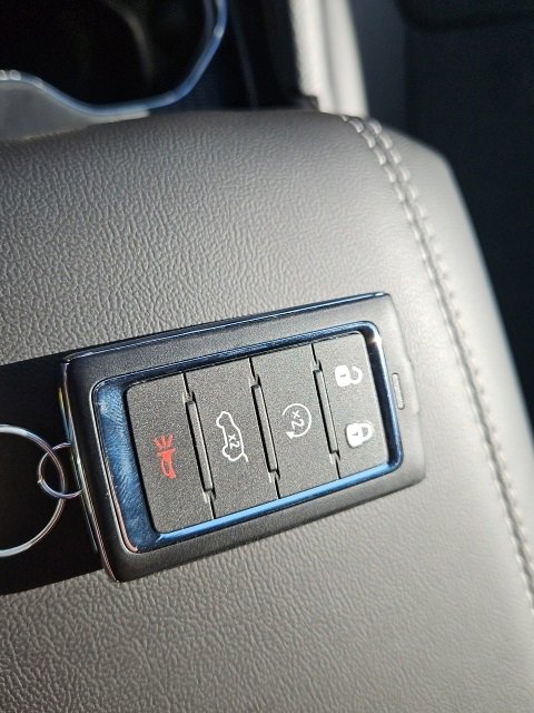 New 2025 Jeep Grand Cherokee Altitude image 42