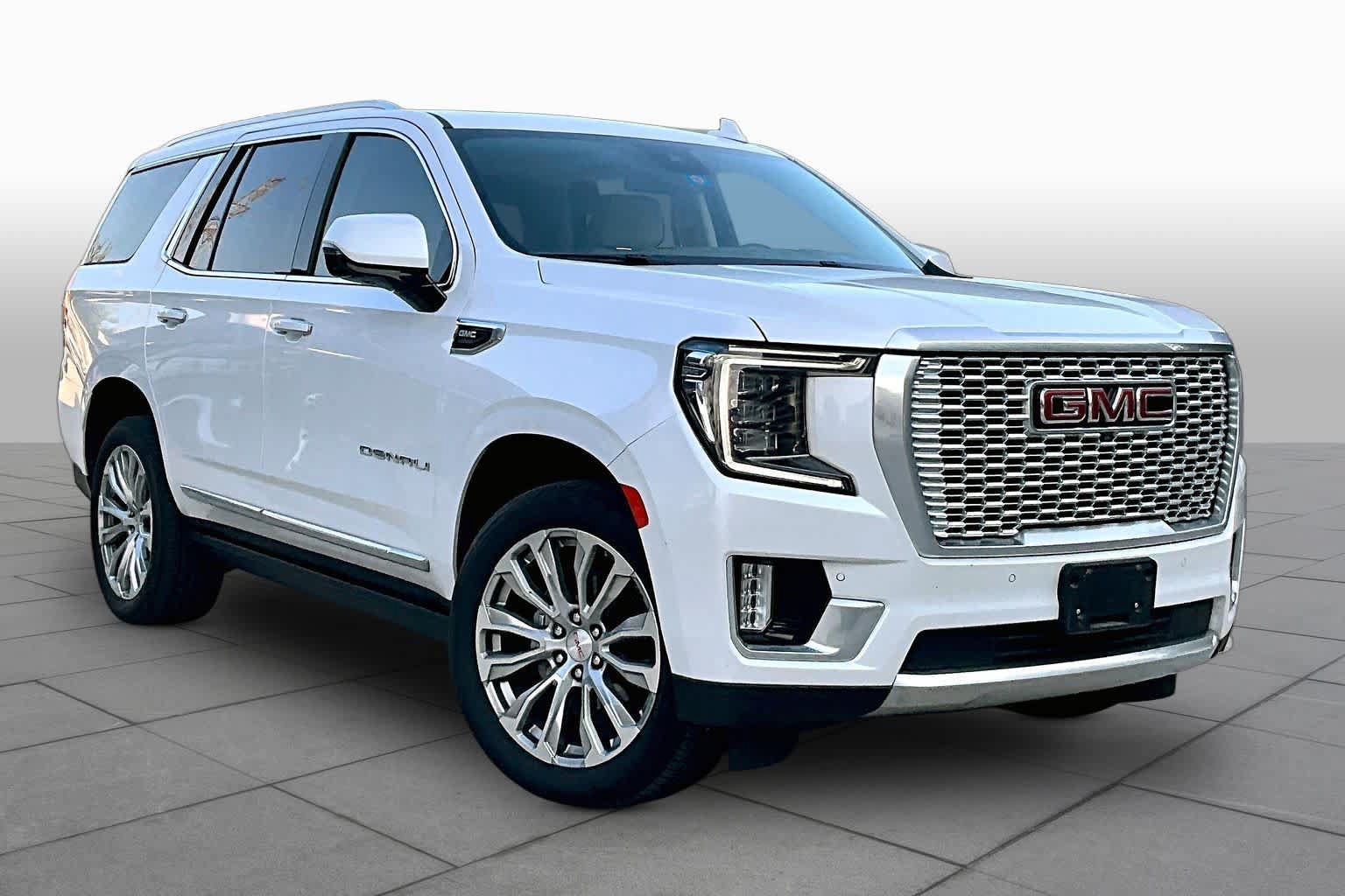 Used 2023 GMC Yukon Denali w/ LPO, Floor Liner Package AWD/4WD image 3