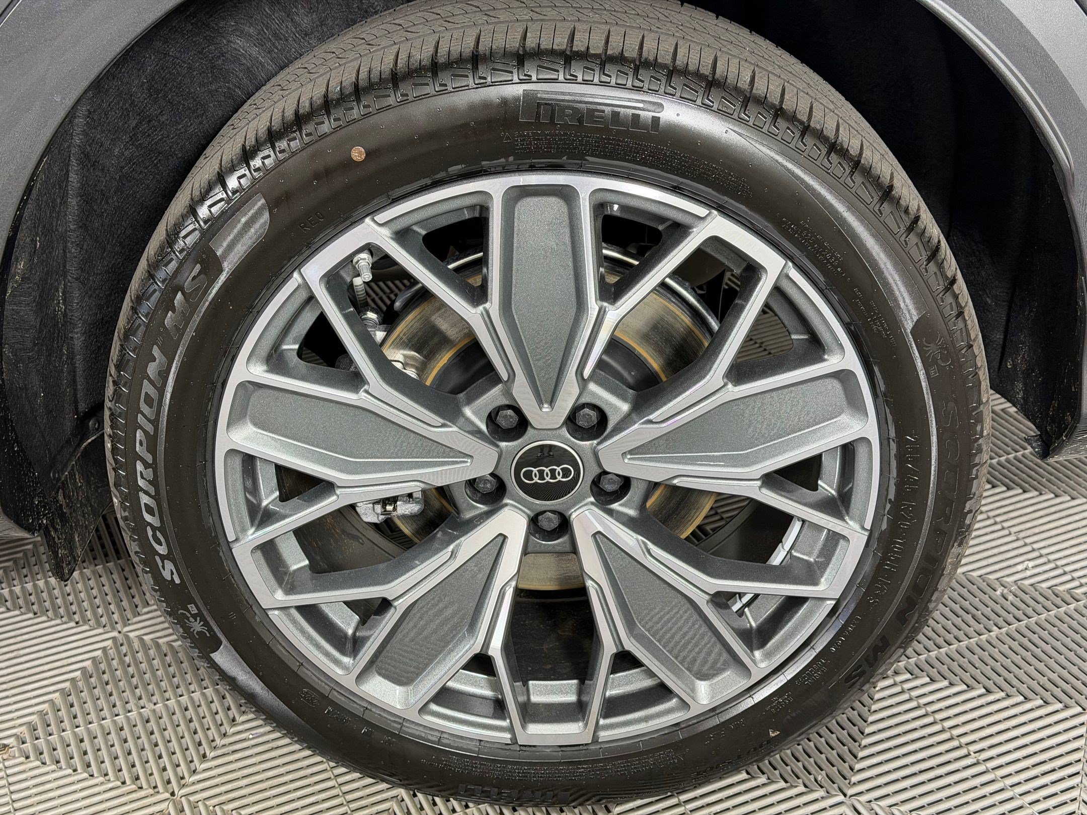 New 2026 Audi Q5 Premium Plus AWD/4WD image 13