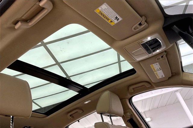 Used 2023 Acura MDX SH-AWD w/ Advance Package image 13