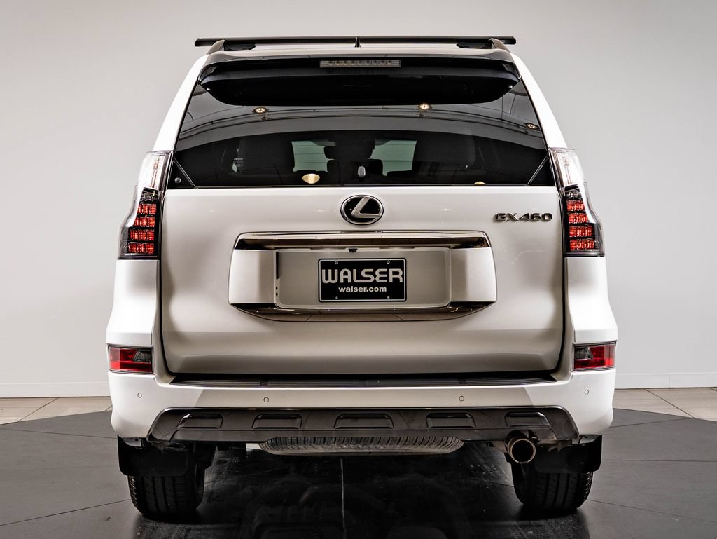 Certified 2023 Lexus GX 460 w/ Black Line Special Edition AWD/4WD image 7