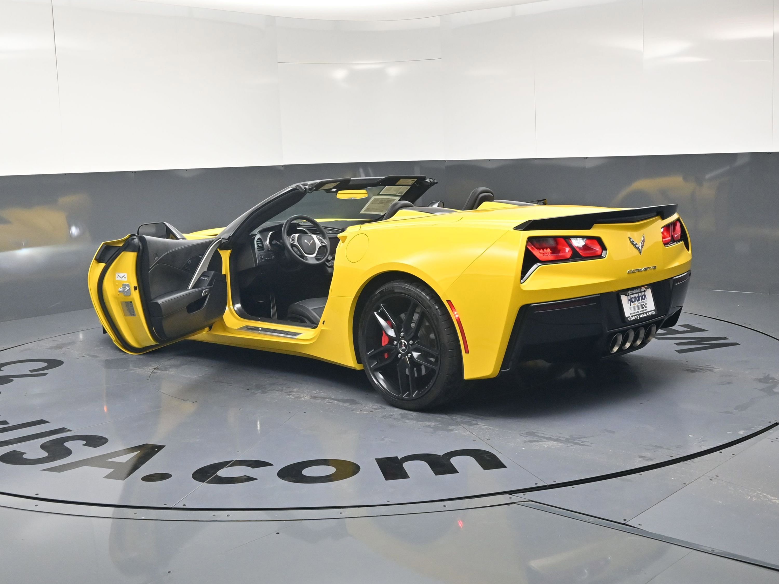 Used 2014 Chevrolet Corvette Stingray Convertible w/ 3LT Preferred Equipment Group RWD image 28