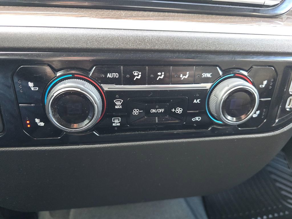 Used 2025 Chevrolet Silverado 2500 LT w/ Convenience Package AWD/4WD image 26